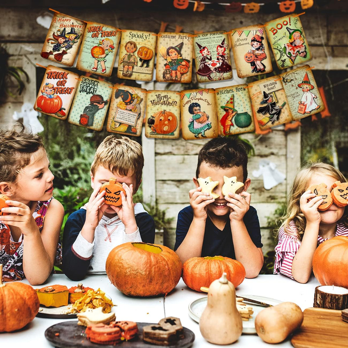 Vintage Halloween Paper Banner - 15 Flags — product gallery 06